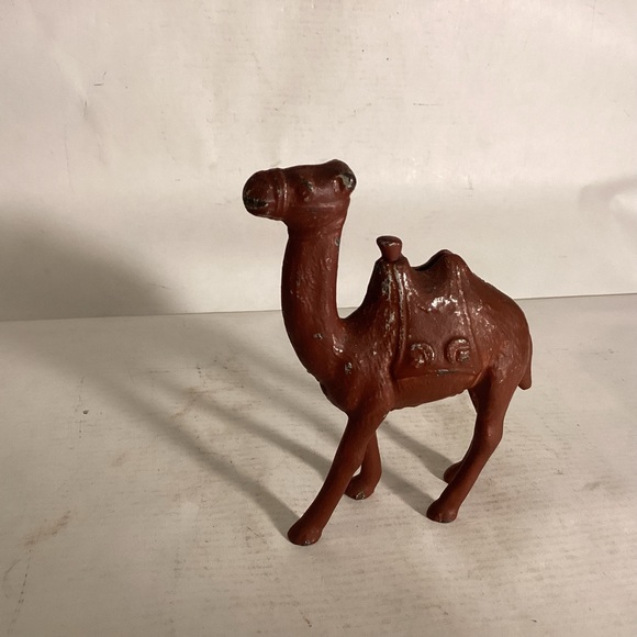 Vintage cast iron camel bank - Picture 4 of 7